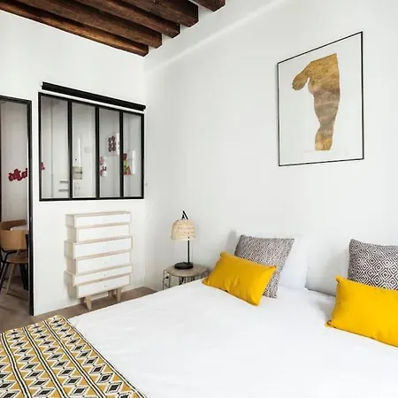 Amazing Terrasse In Center Of Apartment Paris